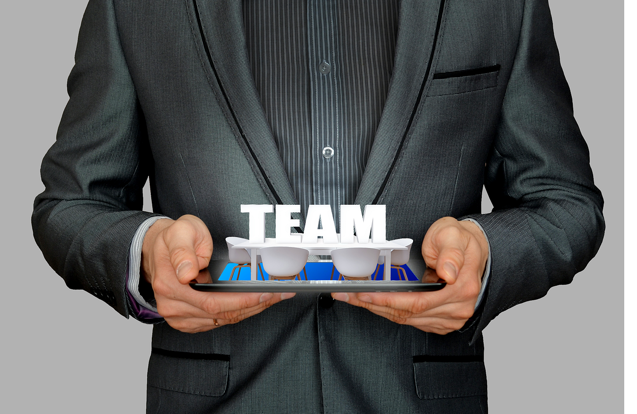 Savills Bolsters Science Team with Strategic Barker Hire