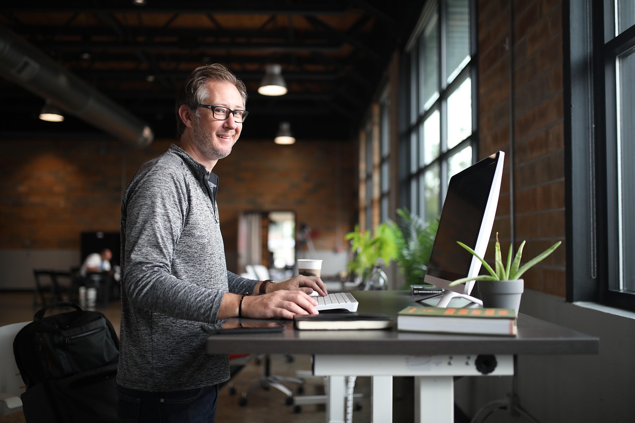 Virtual office for startups London 2026 guide to address use, costs, compliance and setup