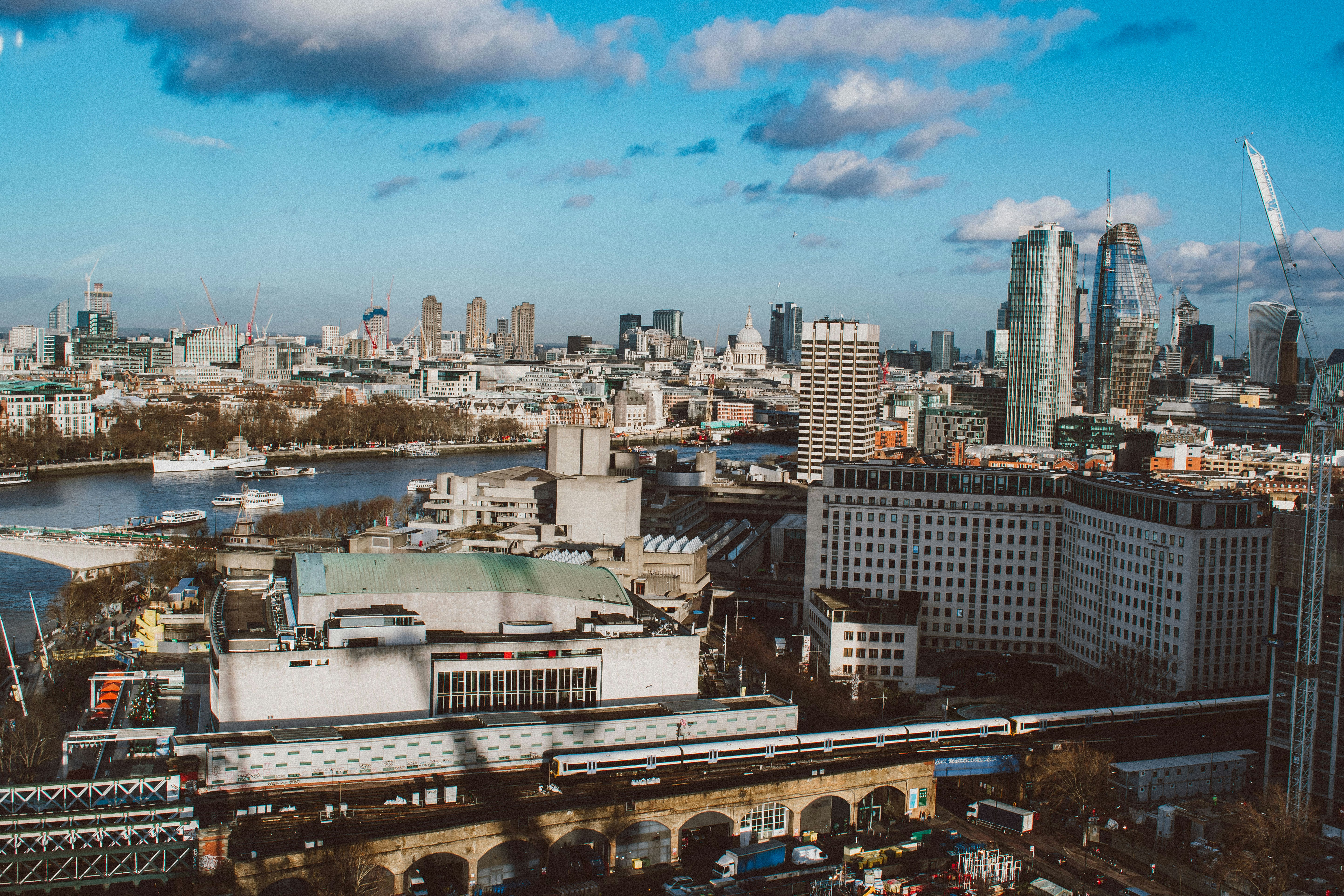 Coworking for Freelancers London: 2026 Costs, Best Areas, Memberships and Amenities