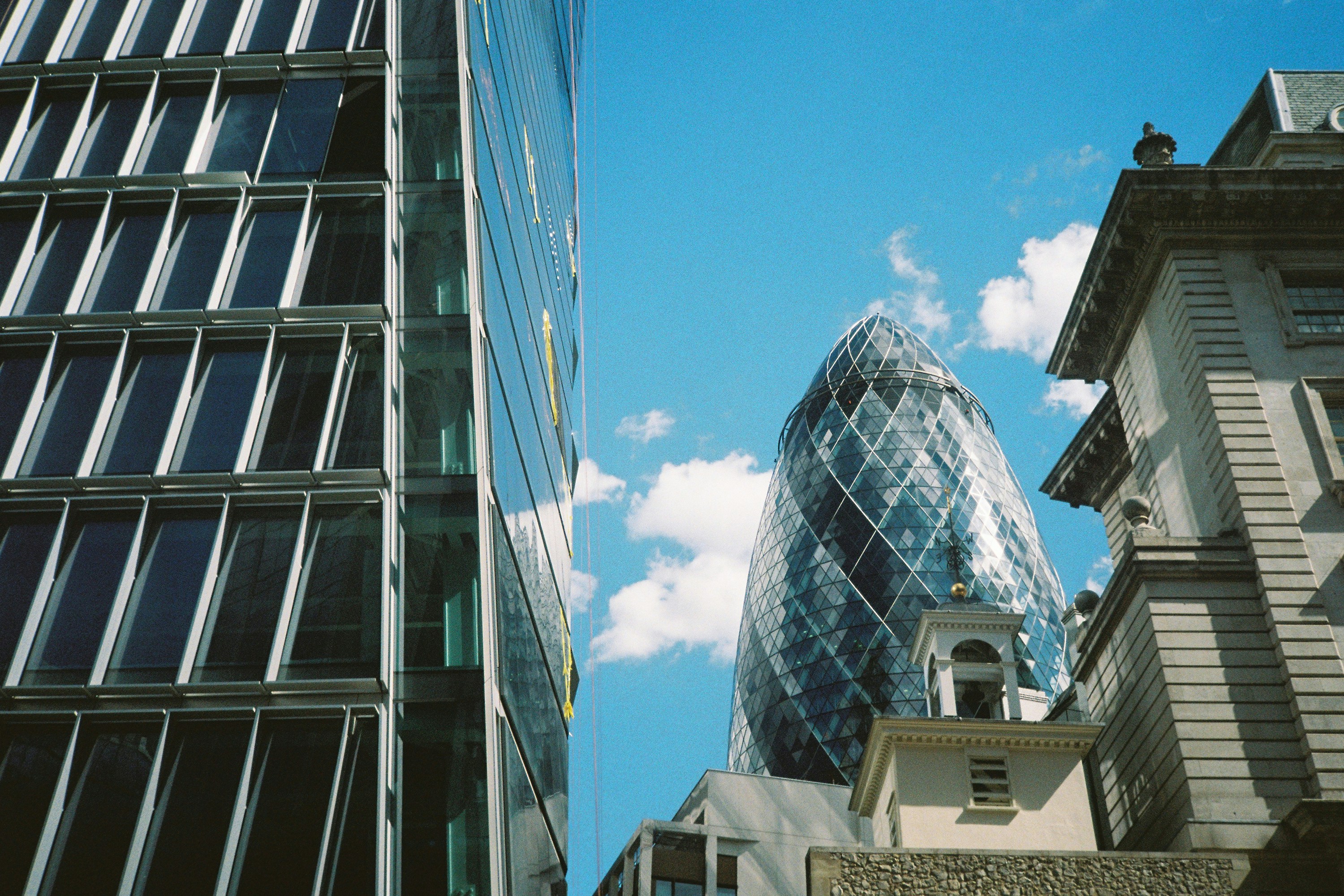 Day Office London Guide: Hourly and Daily Office Hire Costs, Areas and Booking Tips