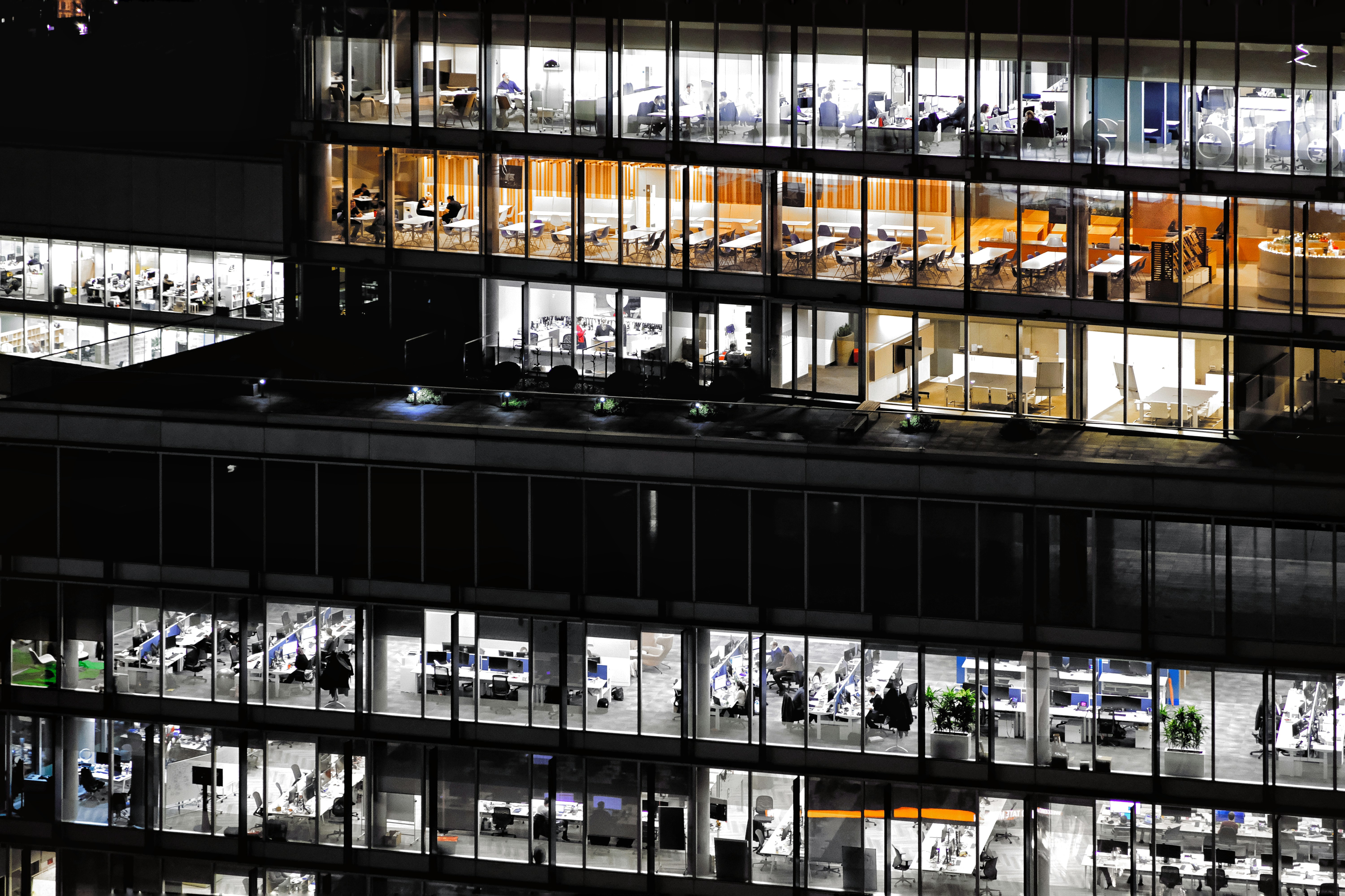 Creative Office Space London Guide 2026 Best Areas, Workspace Features and Costs