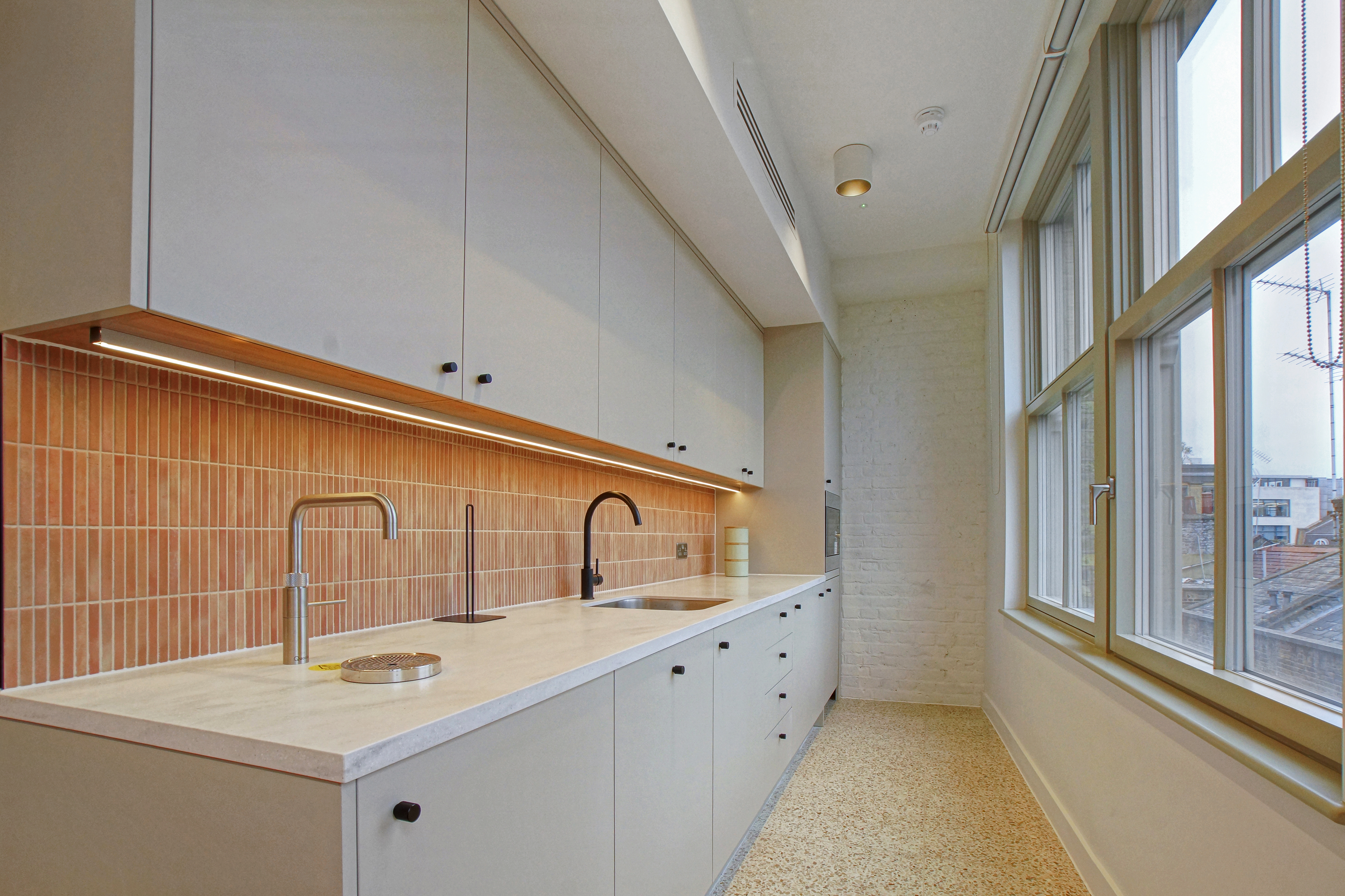 82 Clerkenwell Road photo 5