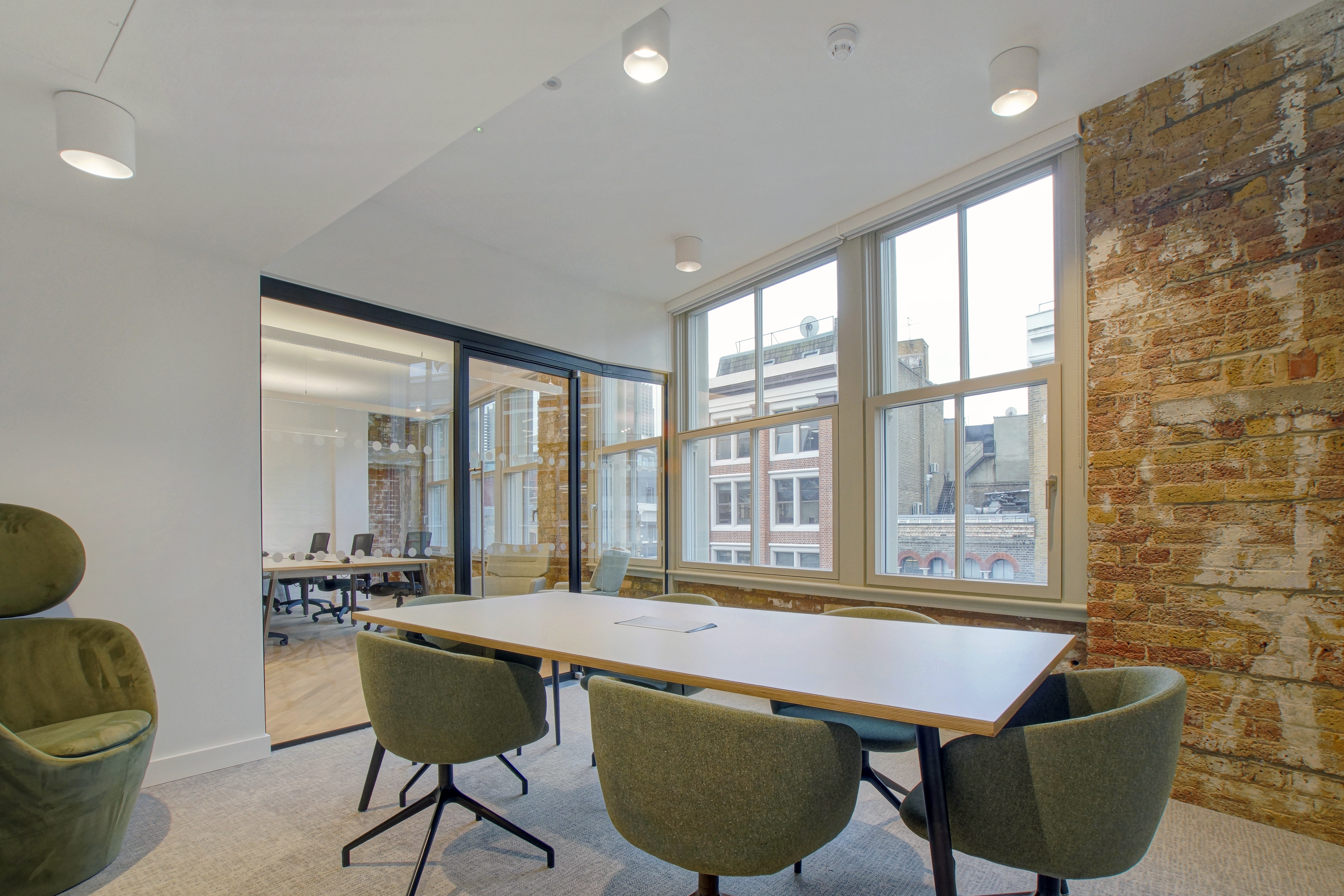 82 Clerkenwell Road photo 4