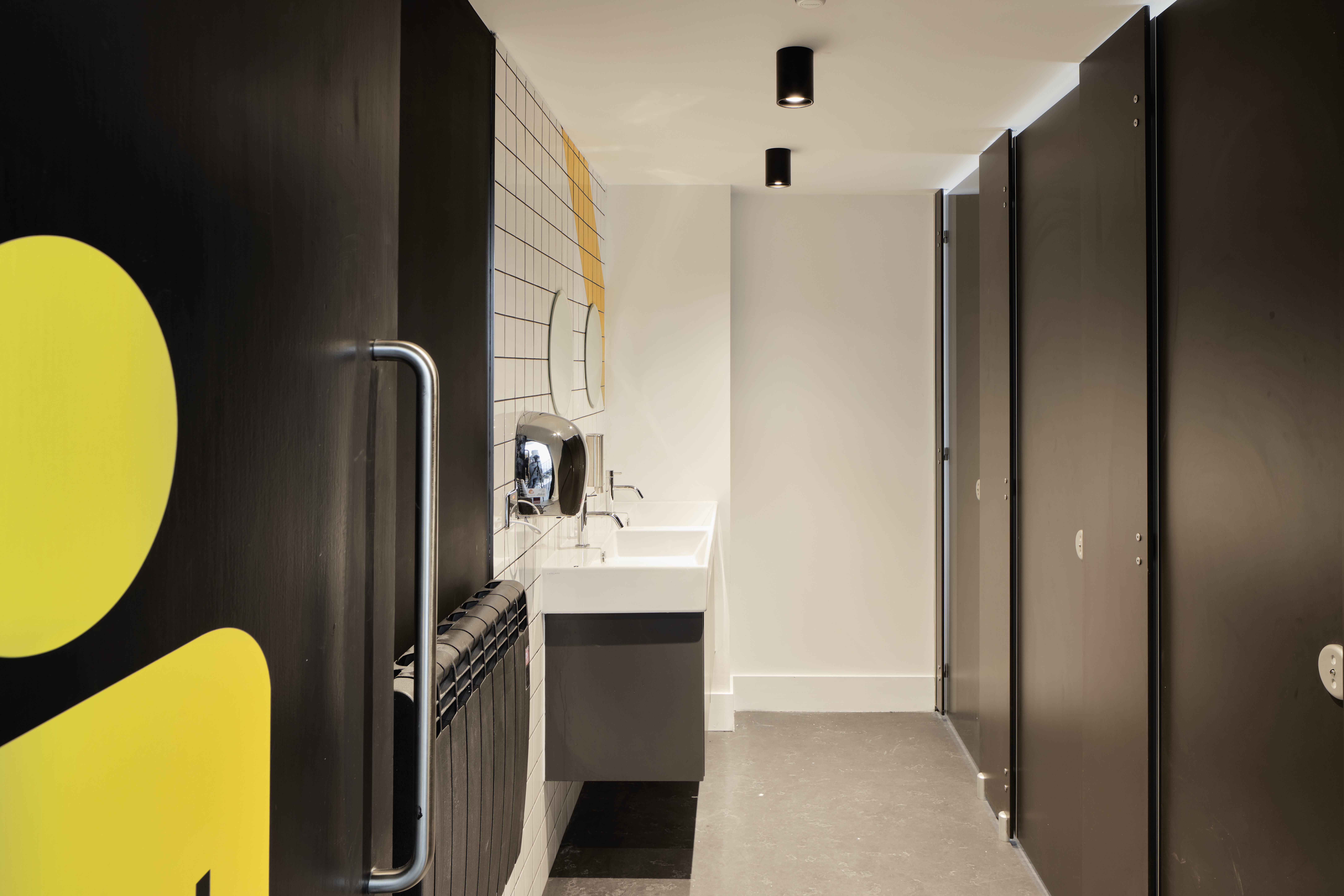 23 Curtain Road photo 5