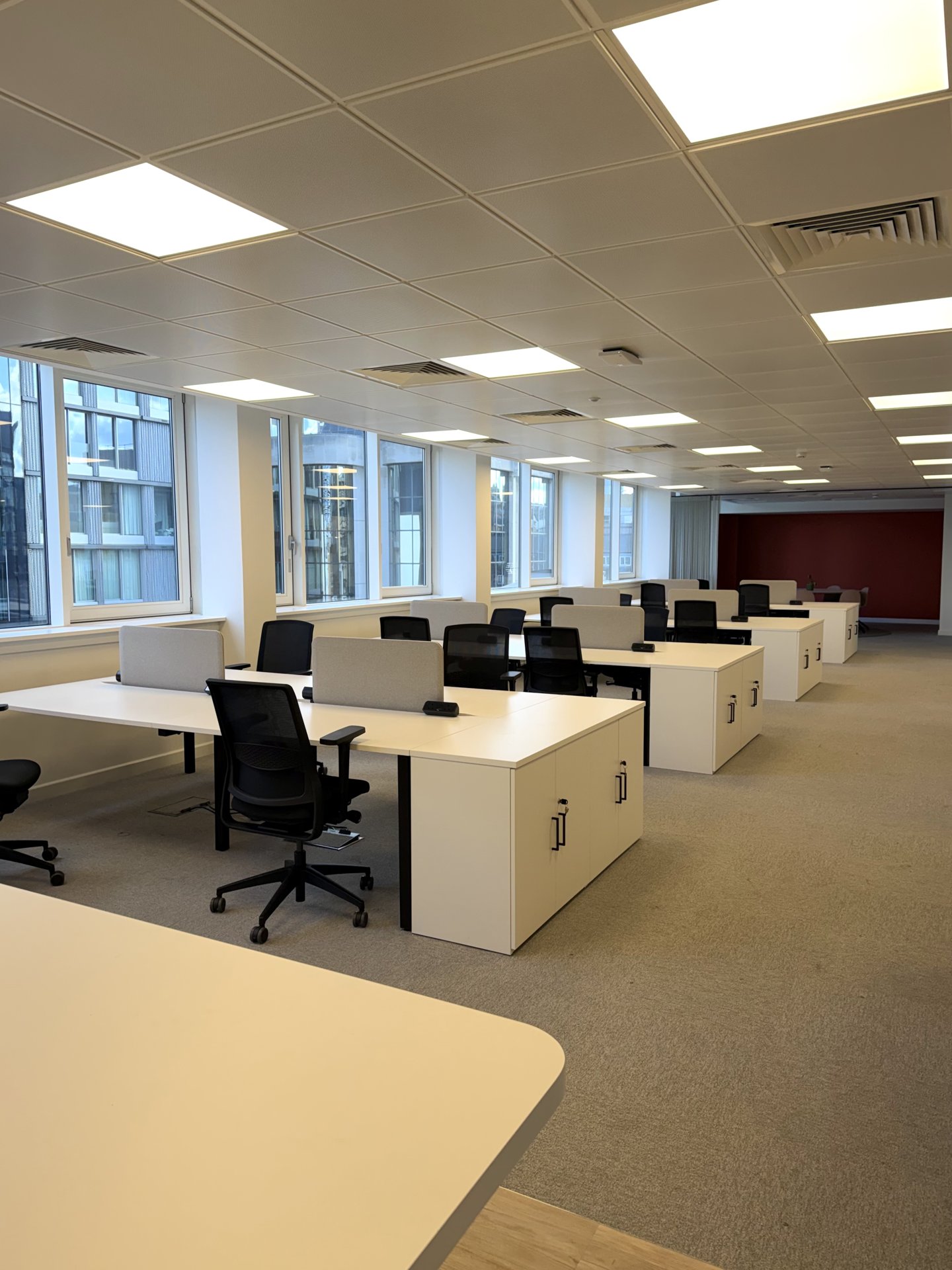 30 Minories photo 7