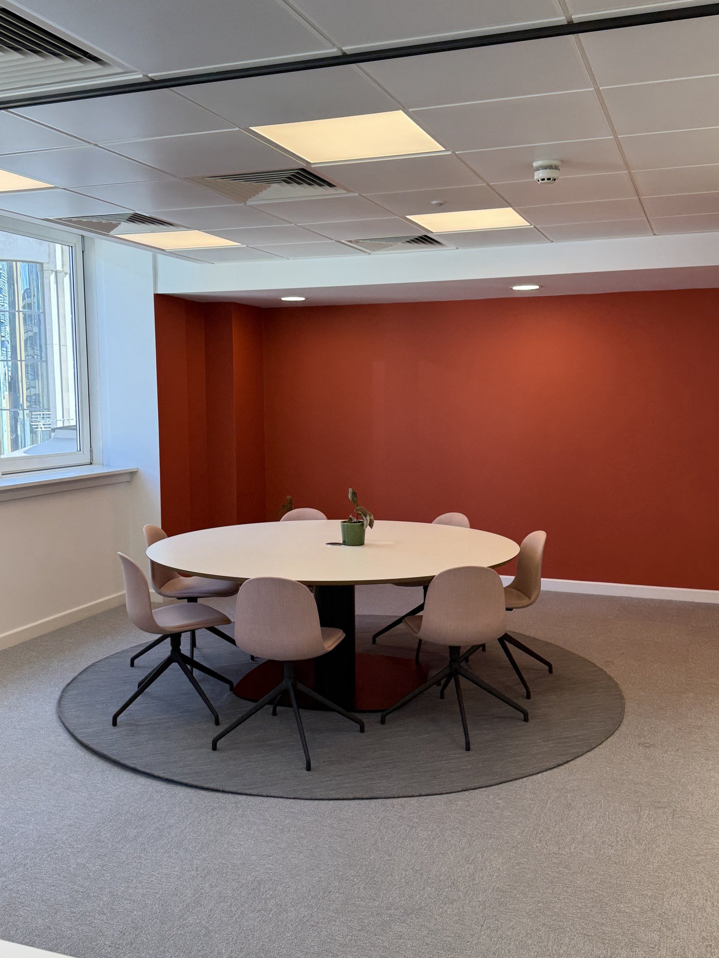 30 Minories photo 5